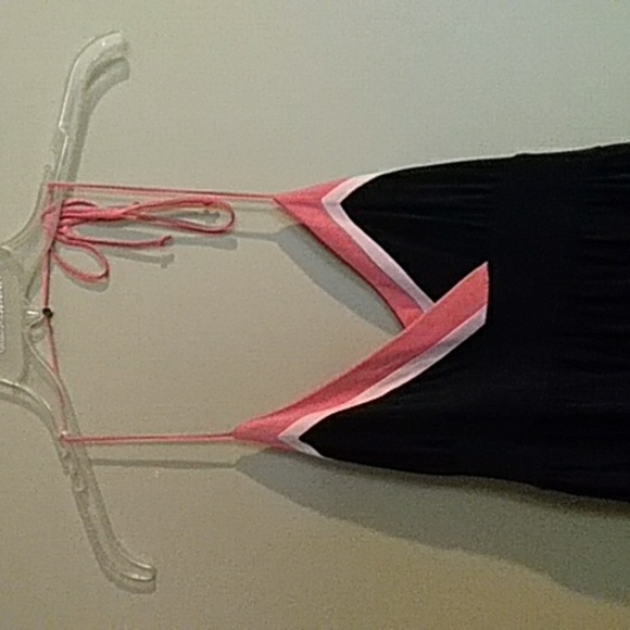 Le chateau dress size medium - Picture 3 of 5